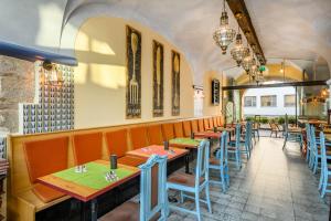 maison bistro and hotel