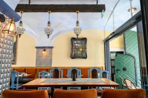 maison bistro and hotel