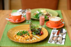 maison bistro and hotel