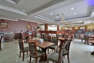 moon valley hotel apartment