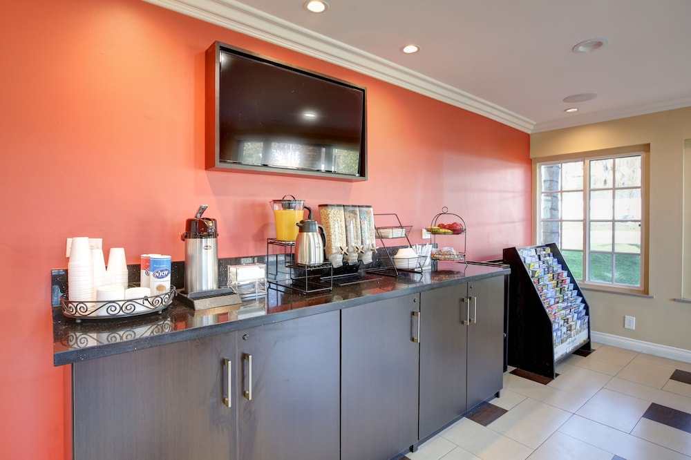 Ontario Inn & Suites,Chino>>Anaheim,2 star
