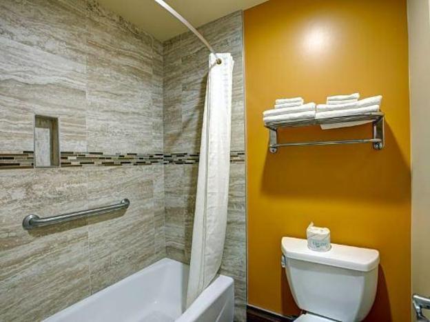 ontario inn and suites