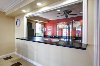 ontario inn and suites