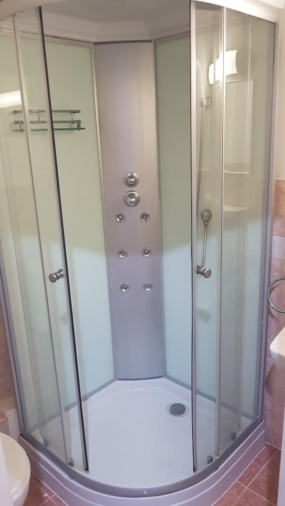 forro fogado and bauer bistro