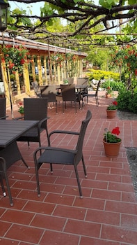 forro fogado and bauer bistro