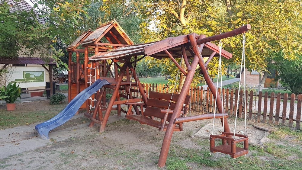 forro fogado and bauer bistro