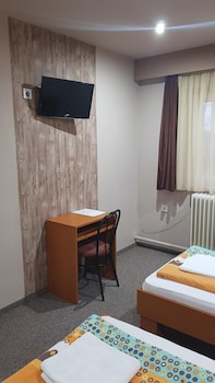 forro fogado and bauer bistro