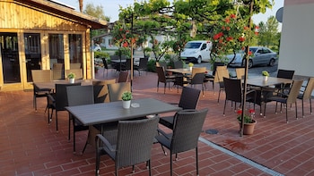 Forro Fogado & Bauer Bistro,Szeged>>Röszke,3 star