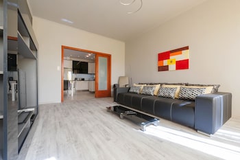 adagio hostel basilica