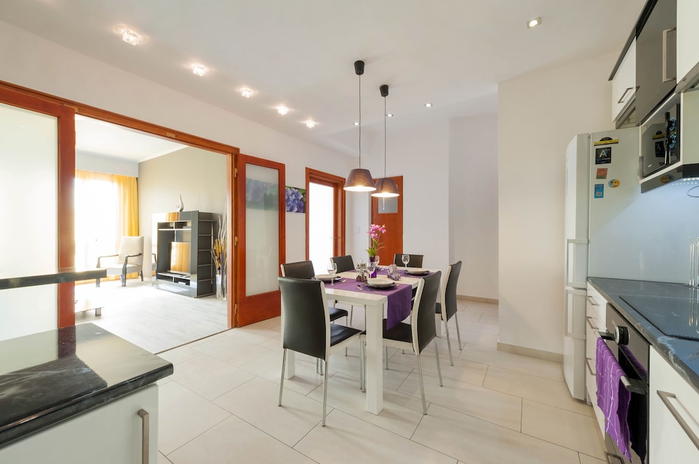 adagio hostel basilica