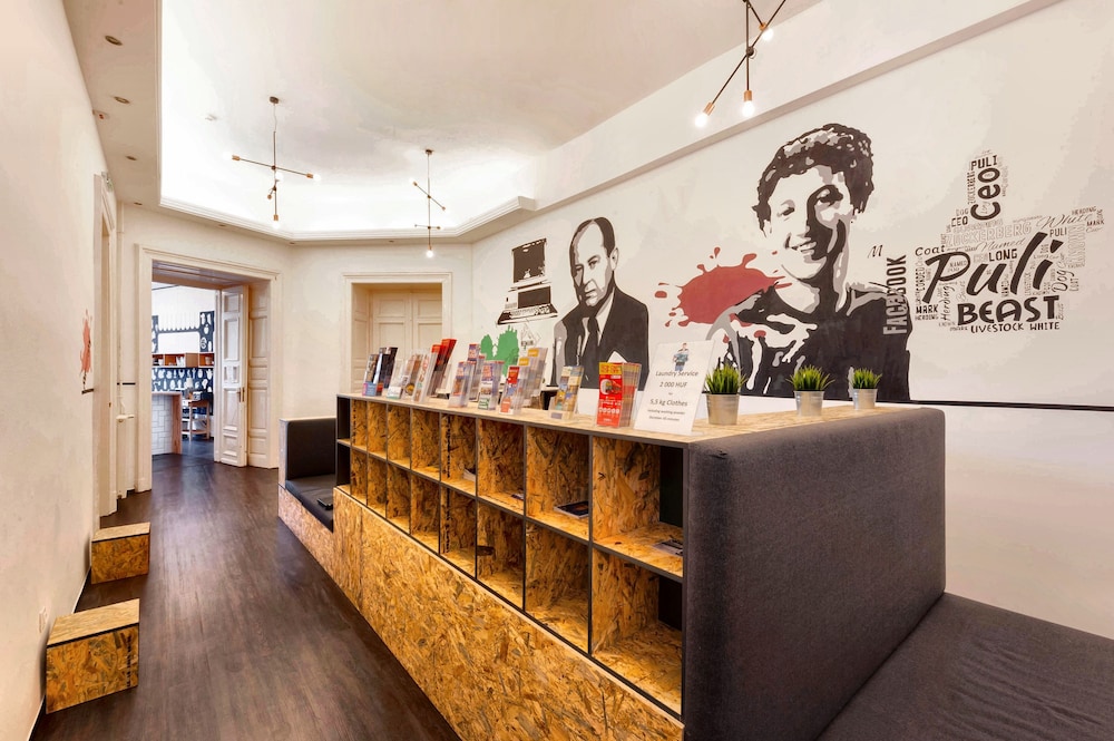 adagio hostel basilica