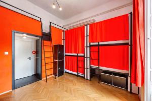 adagio hostel basilica