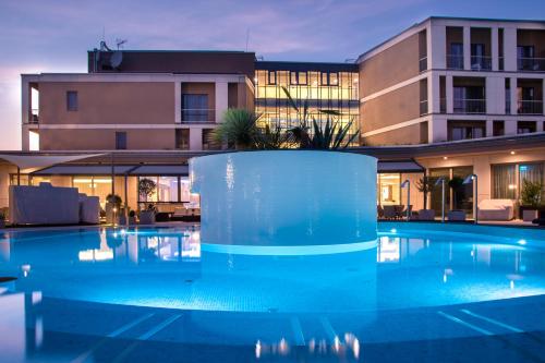 aura hotel adults only