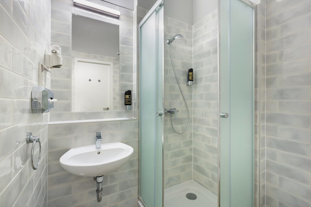 aando budapest city hostel