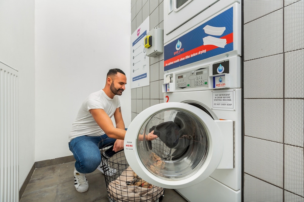 aando budapest city hostel