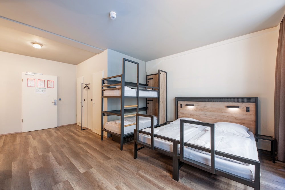 aando budapest city hostel