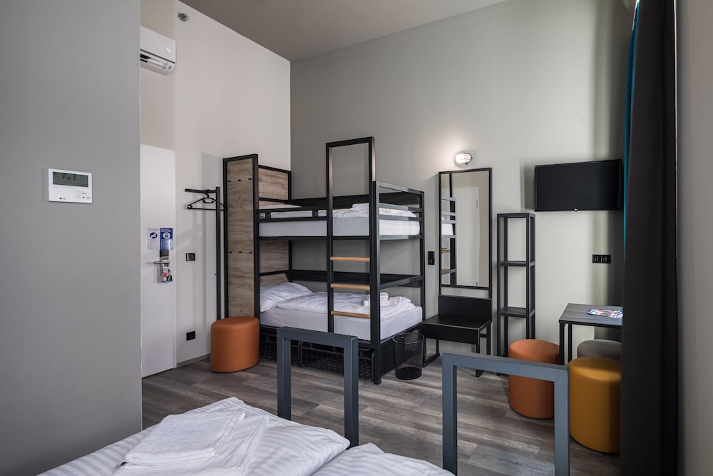 aando budapest city hostel