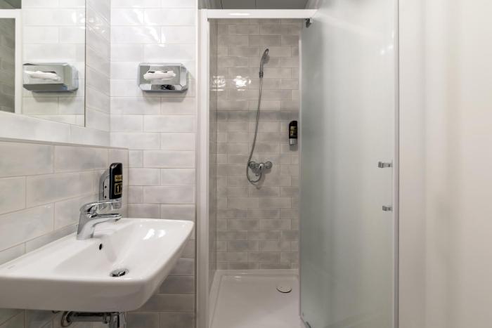 aando budapest city hostel