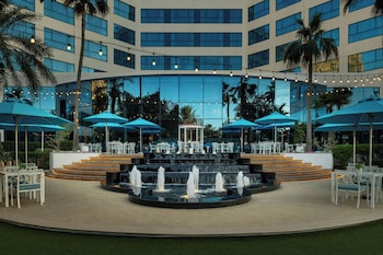sheraton jumeirah beach resort