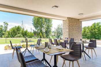 Akademia Hotel**** Balatonfured,Horvath Mihaly U, 66,4 star