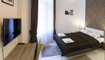 vaci street downtown apartments