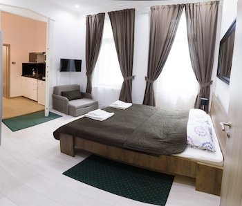 vaci street downtown apartments