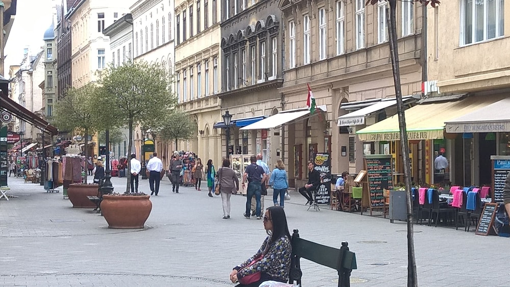 vaci street downtown apartments