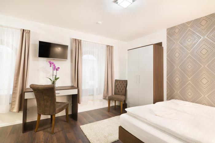 paulay downtown apartments