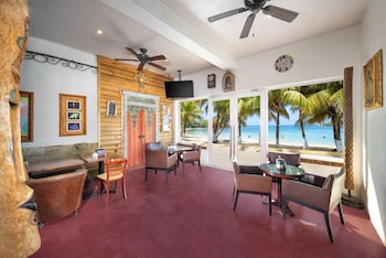 mr tucan hotel