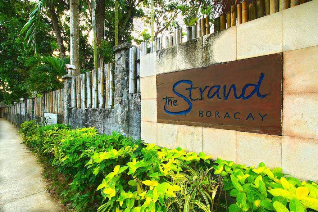 the strand boracay