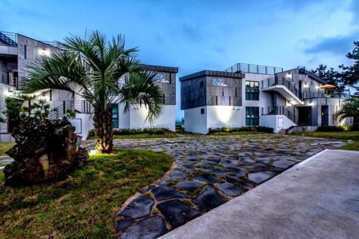 sea and wave pension