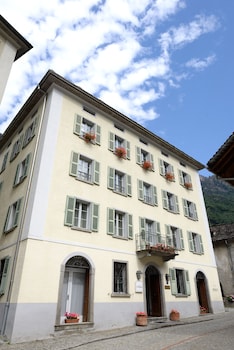 hotel soazza