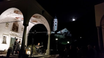 hotel soazza