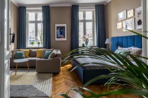 fragola between old town and jewish quarter