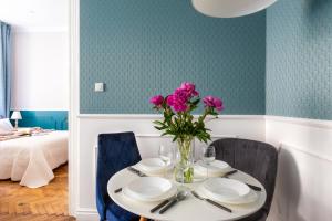 fragola between old town and jewish quarter