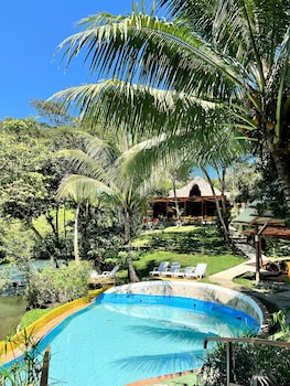 hostal oasis the traveler hostel