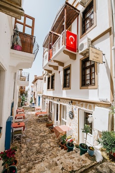 kas