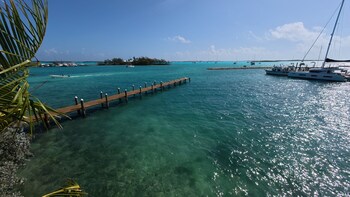 exuma yacht club resort and marina limited