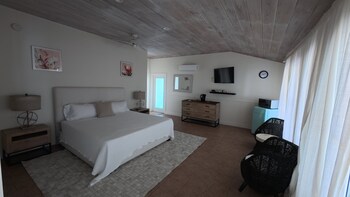 exuma yacht club resort and marina limited