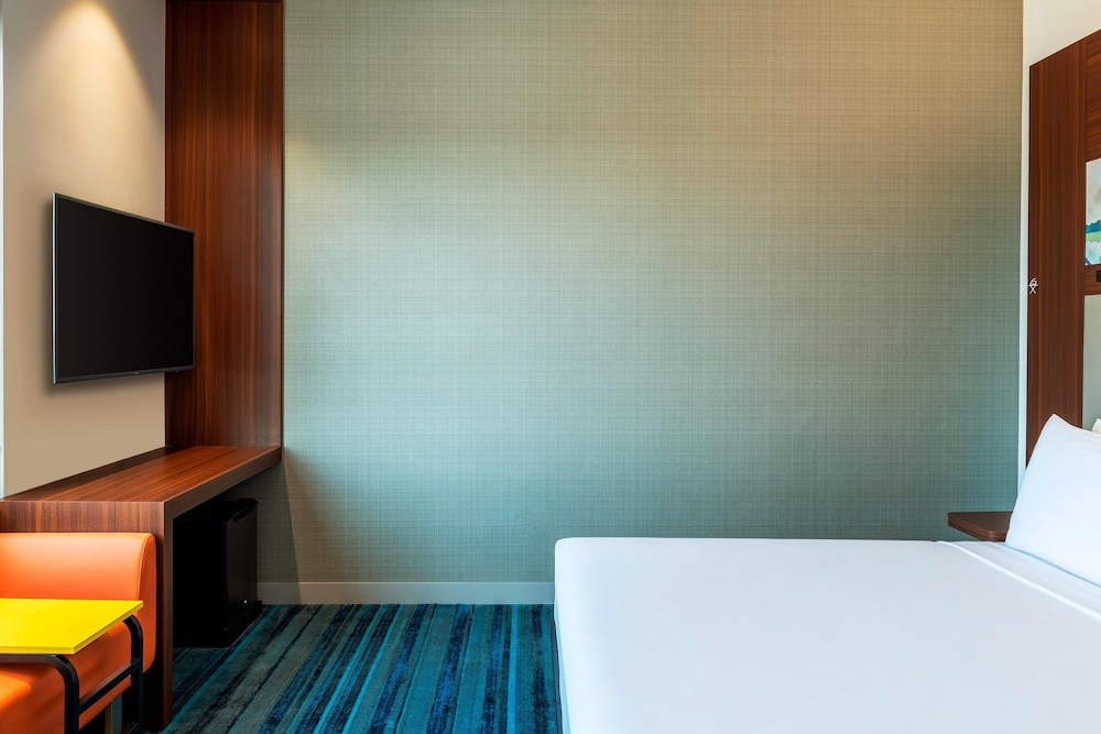 aloft dubai south