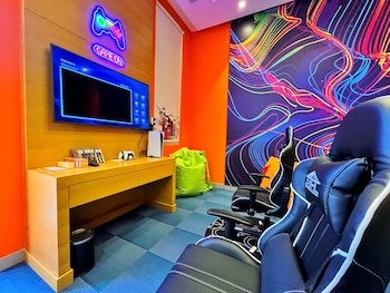 aloft dubai south