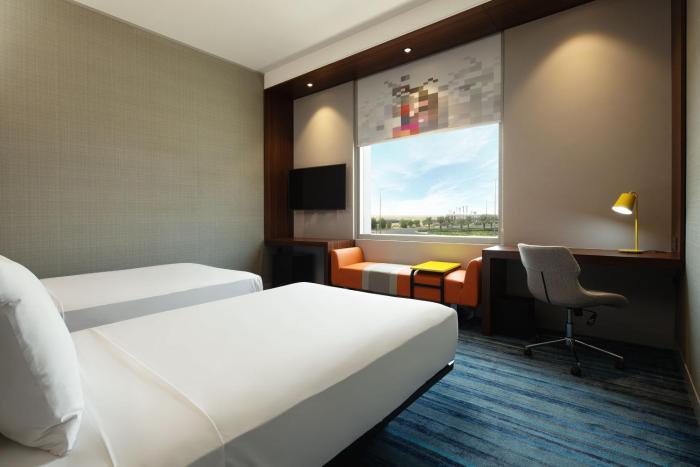aloft dubai south