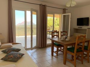 Les Asphodeles,Corse-Du-Sud>>Calvi,2 star