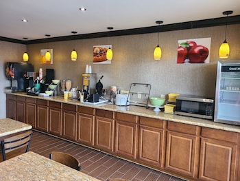Quality Inn & Suites,Near Memorial Park,3 star