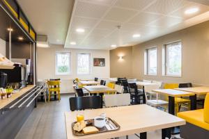 bandb hotel tours nord 2 la petit arche