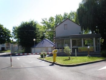 Camping Le Rochat,Chateauroux>>Ardentes,3 star