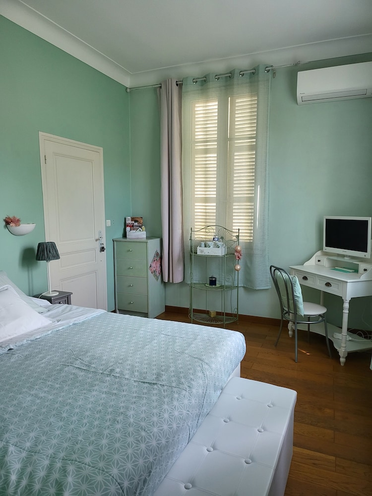 la villa des violettes