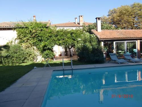 la villa des violettes