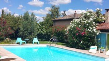 la villa des violettes