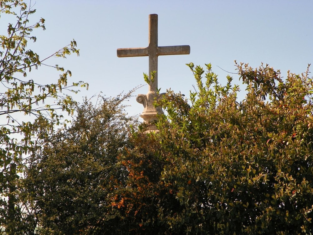 croix blanche